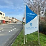 Traumhafte Kurstadt Moderne 2zkb Balkon P-platz 7-24 Flexible Check-in Daire Bad Nauheim