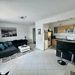 Traumhafte Kurstadt Moderne 2zkb Balkon P-platz 7-24 Flexible Check-in