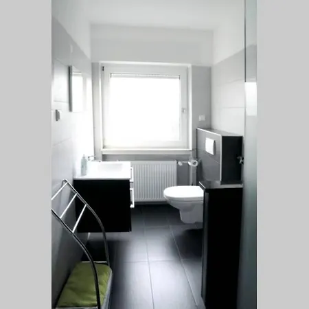 Lejlighed Traumhafte Kurstadt Moderne 2zkb Balkon P-platz 7-24 Flexible Check-in *