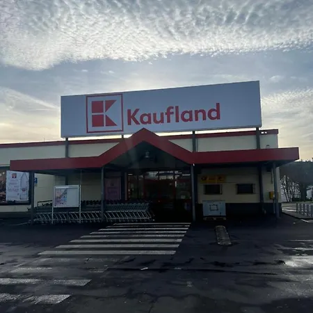 Traumhafte Kurstadt Moderne 2zkb Balkon-parkplatz 7-24 Check-in Appartamento Bad Nauheim