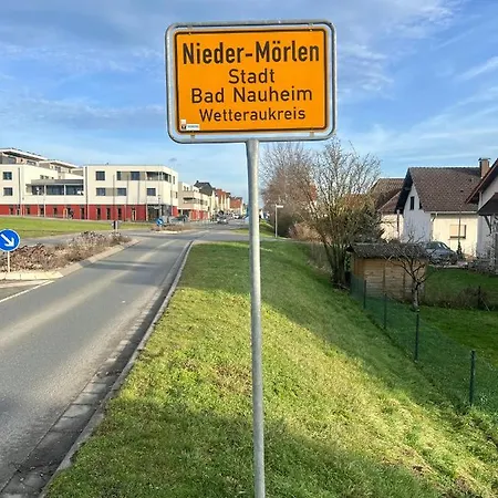 Traumhaftes Kurstadt Apartment - Moderne 2 Zimmer-Balkon-Parkplatz- Flexibler Check-In 24H