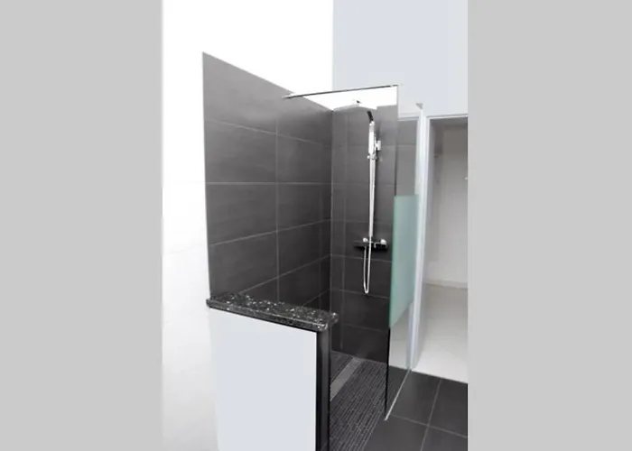 Traumhafte Kurstadt Moderne 2zkb Balkon P-platz 7-24 Flexible Check-in * Bad Nauheim